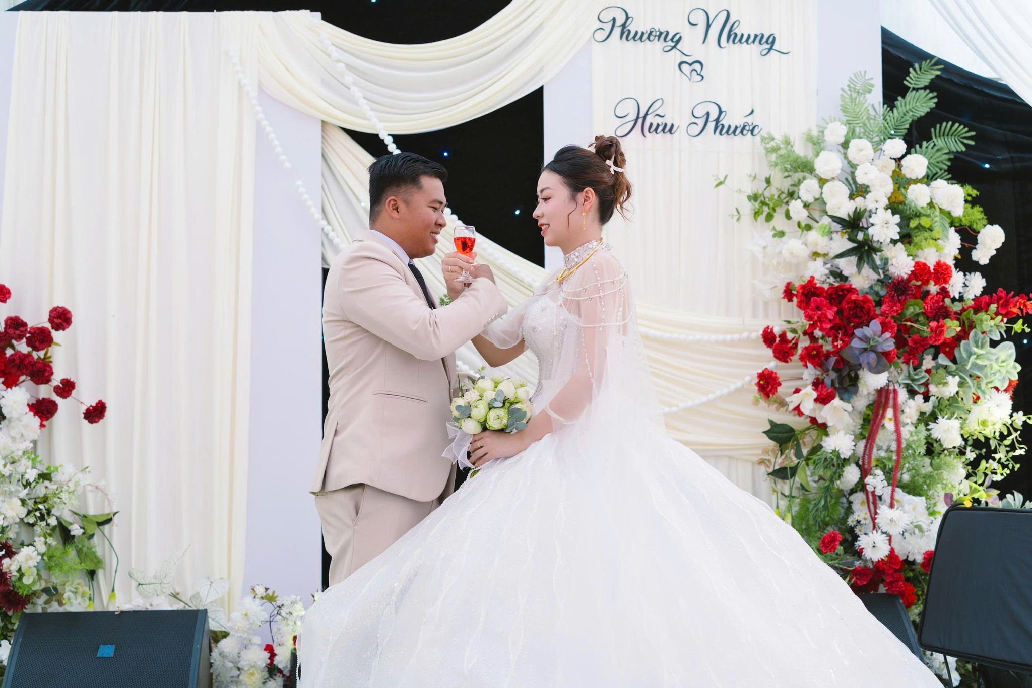 Mạnh Trung & Mỹ Thanh