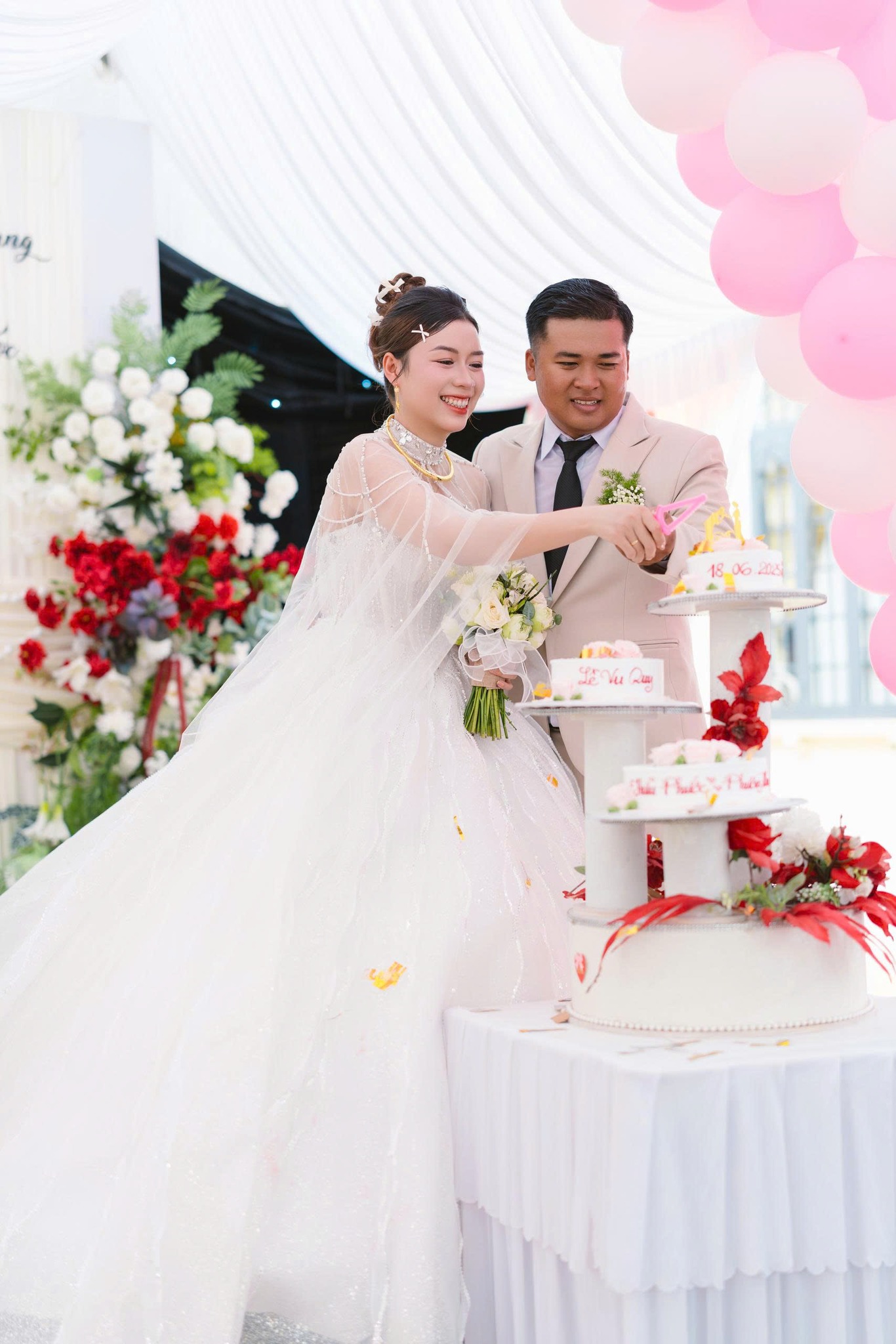 Mạnh Trung & Mỹ Thanh