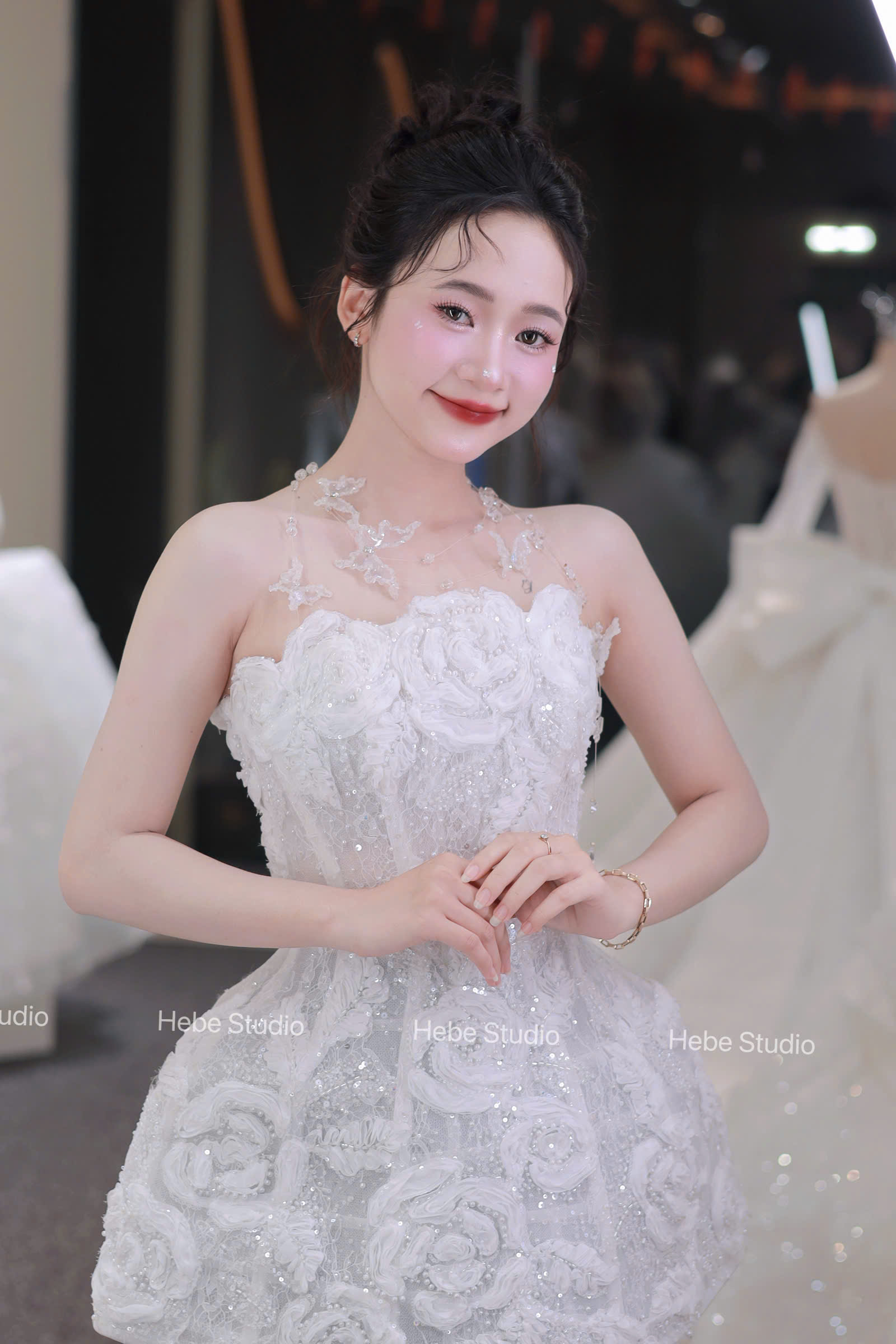 Dáng Hoa Lệ Vương