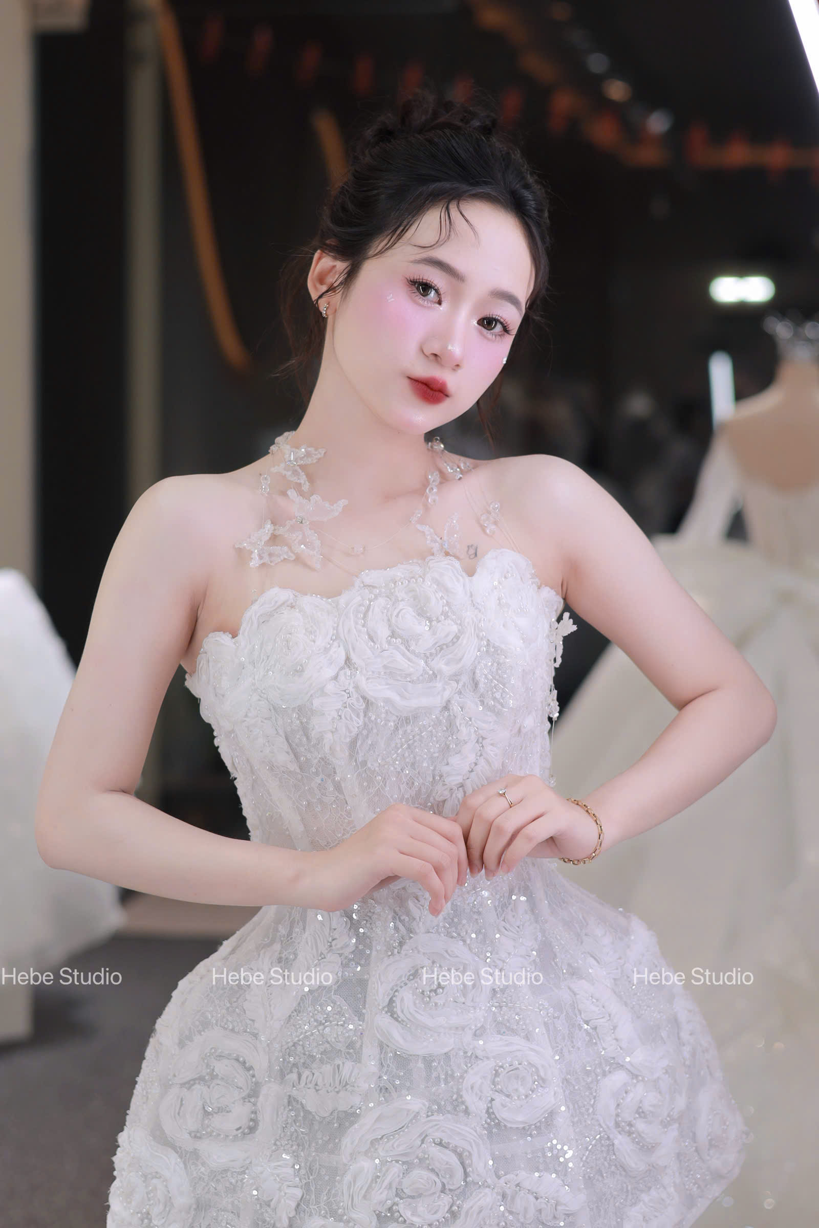 Dáng Hoa Lệ Vương