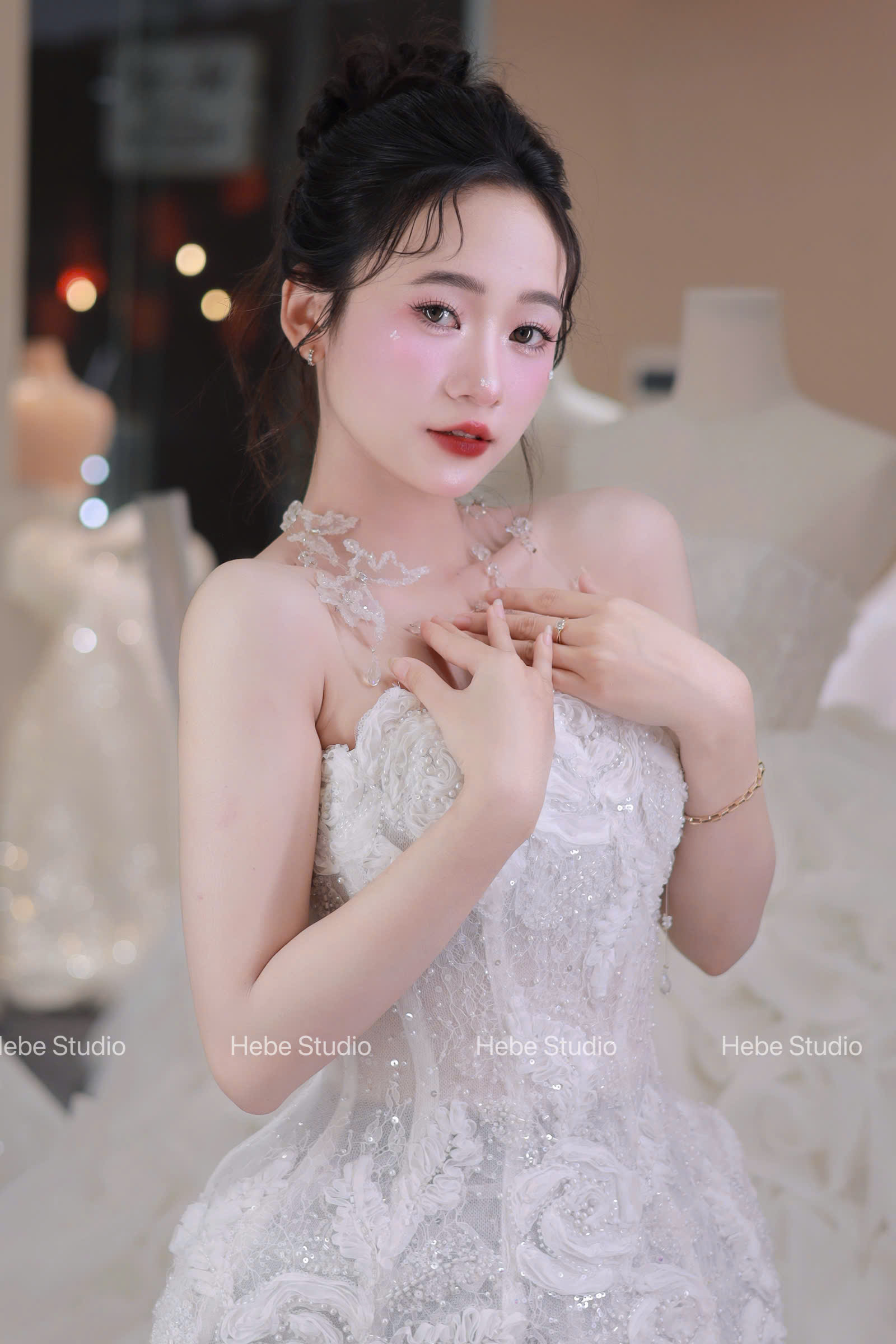 Dáng Hoa Lệ Vương