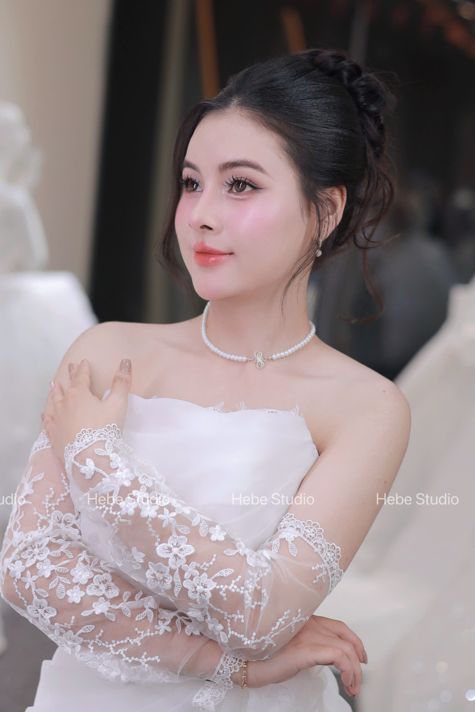 Dáng Tinh Khôi Tuyệt Sắc