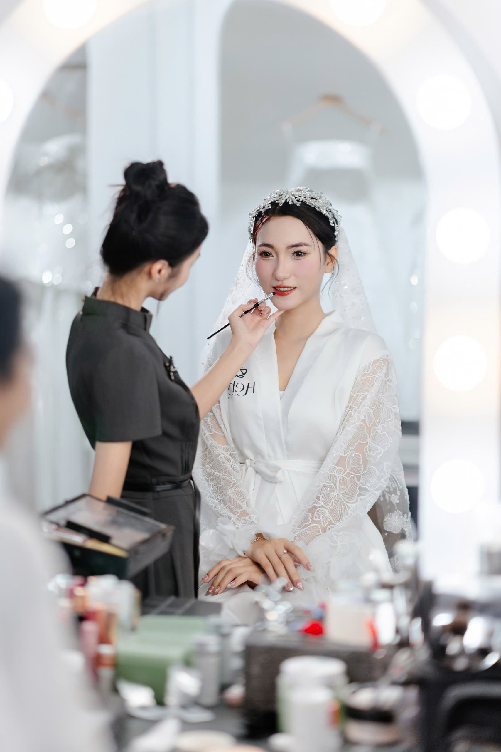 Cô Dâu Của Nhà HeBe