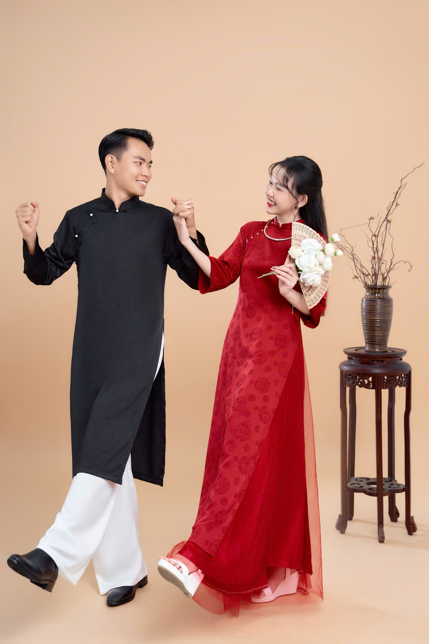Nguyên Duyên Cổ Phục