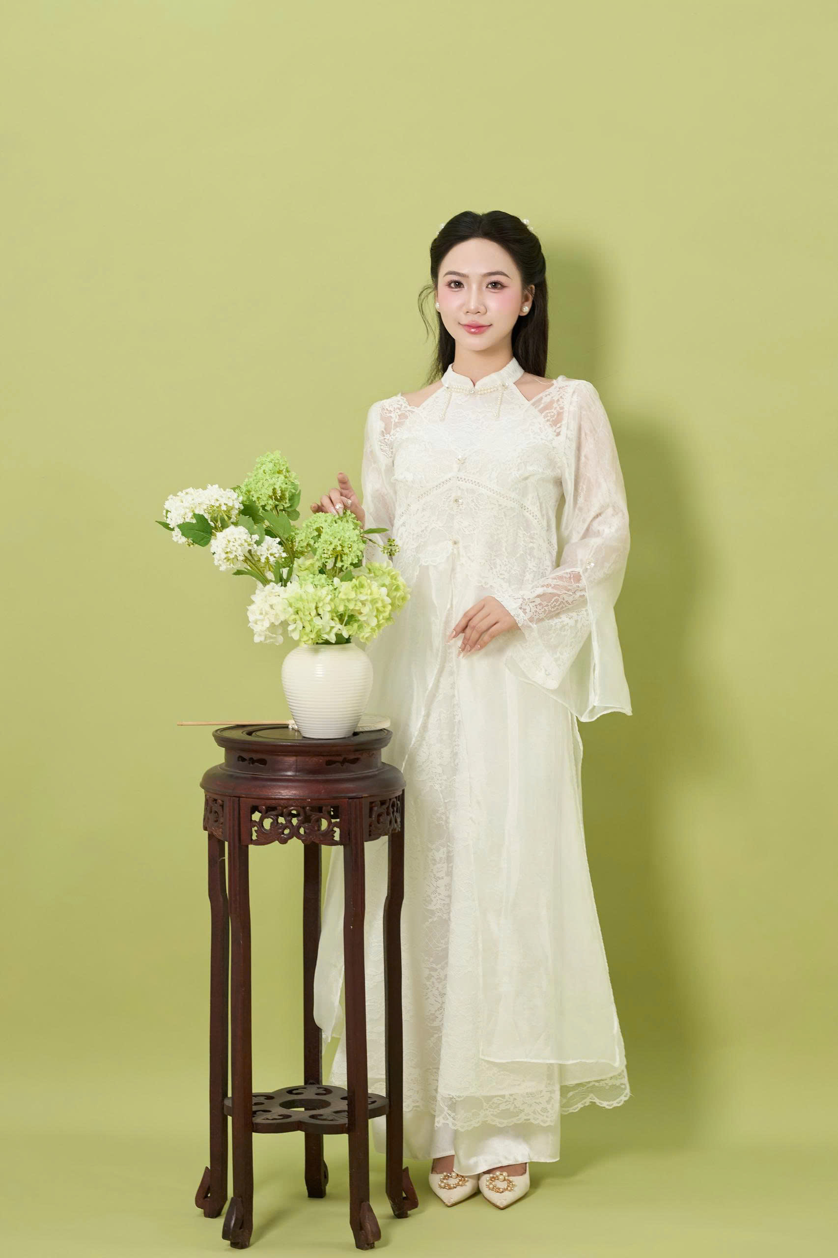 Lụa Trắng An Nhiên Concept