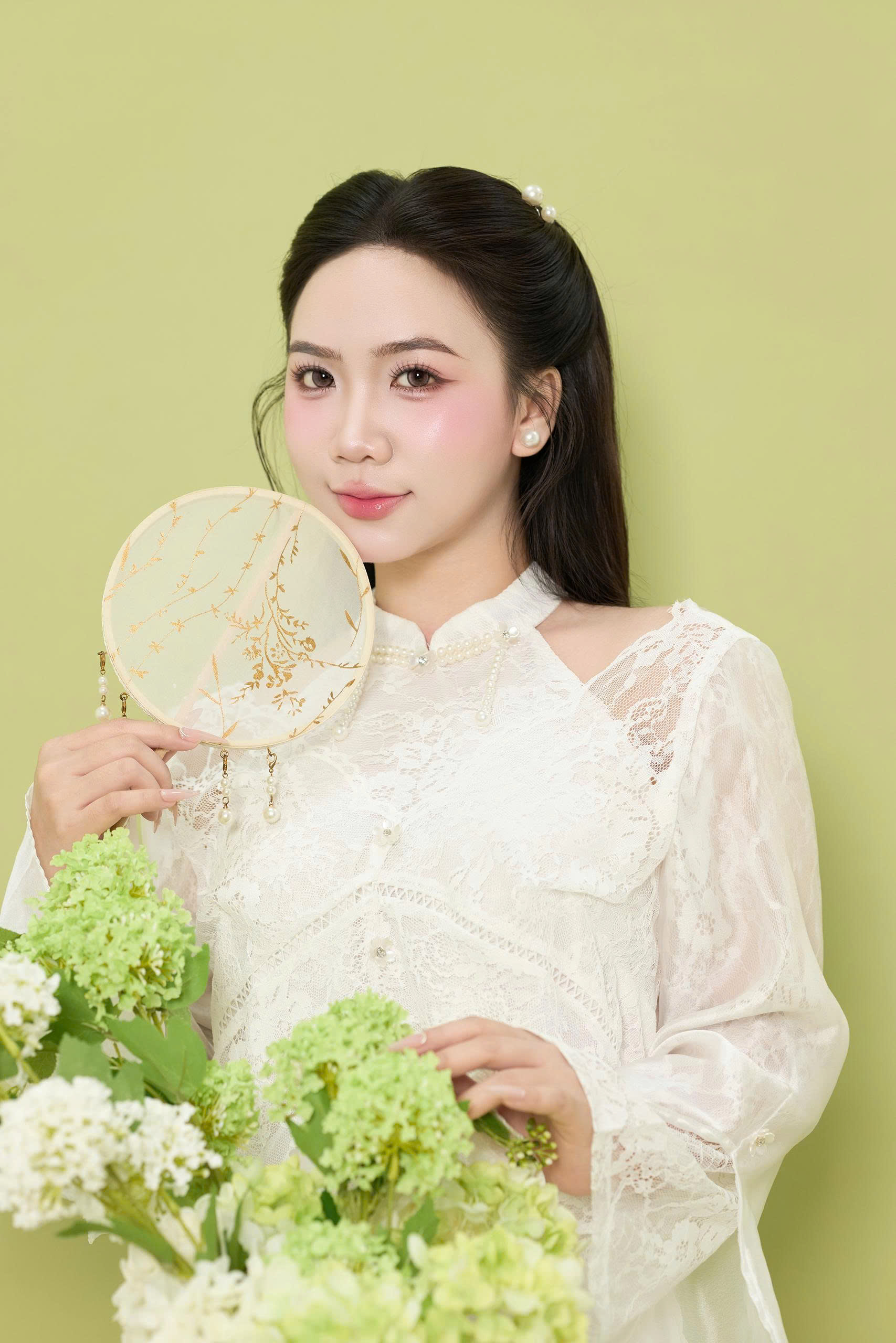 Lụa Trắng An Nhiên Concept