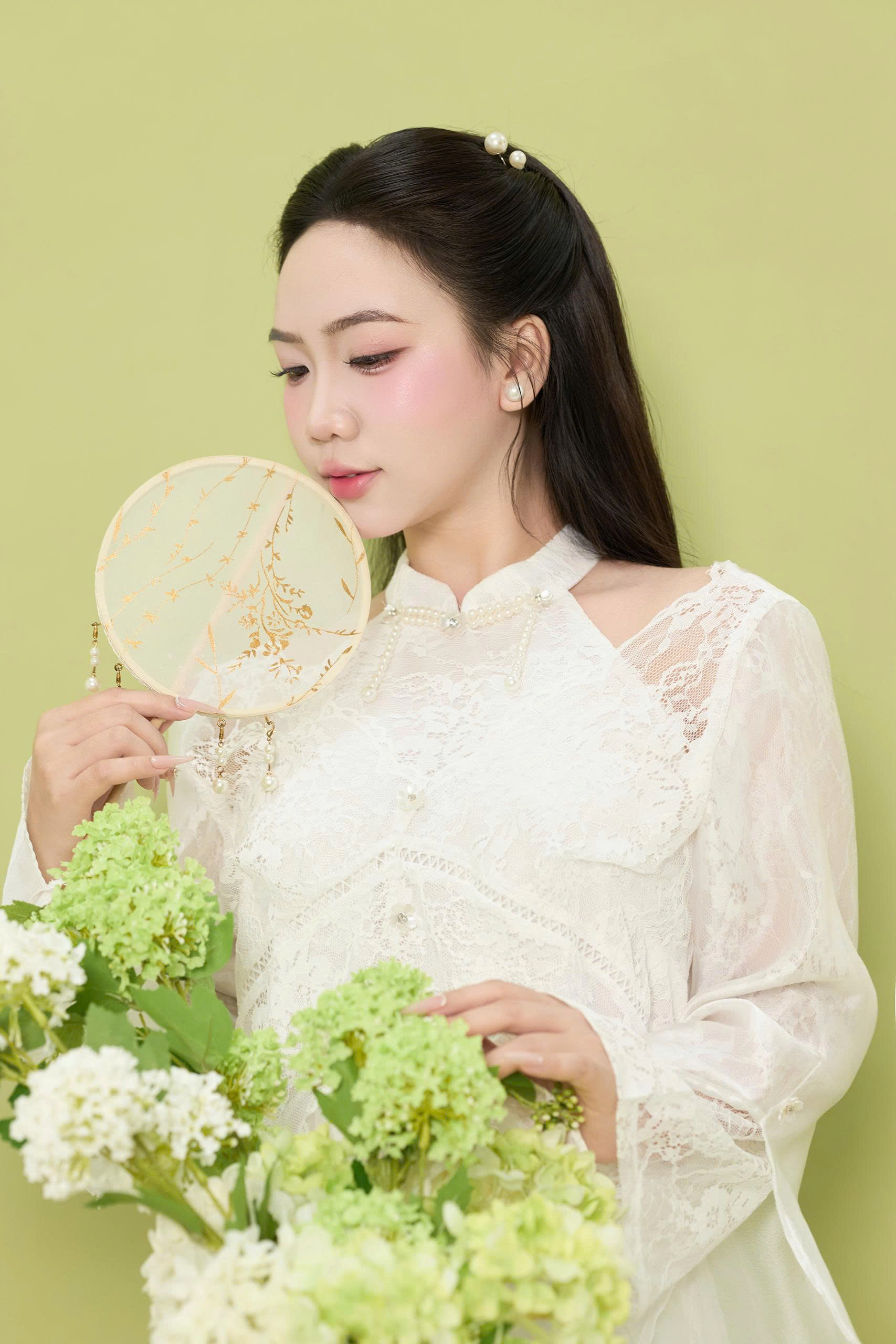 Lụa Trắng An Nhiên Concept