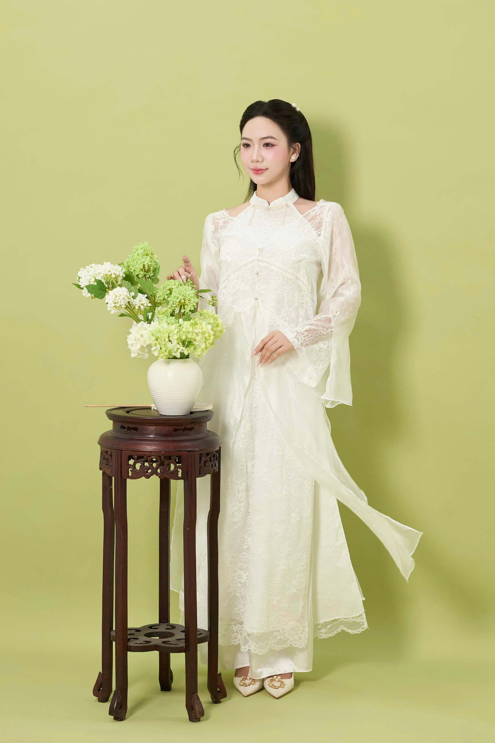 Lụa Trắng An Nhiên Concept