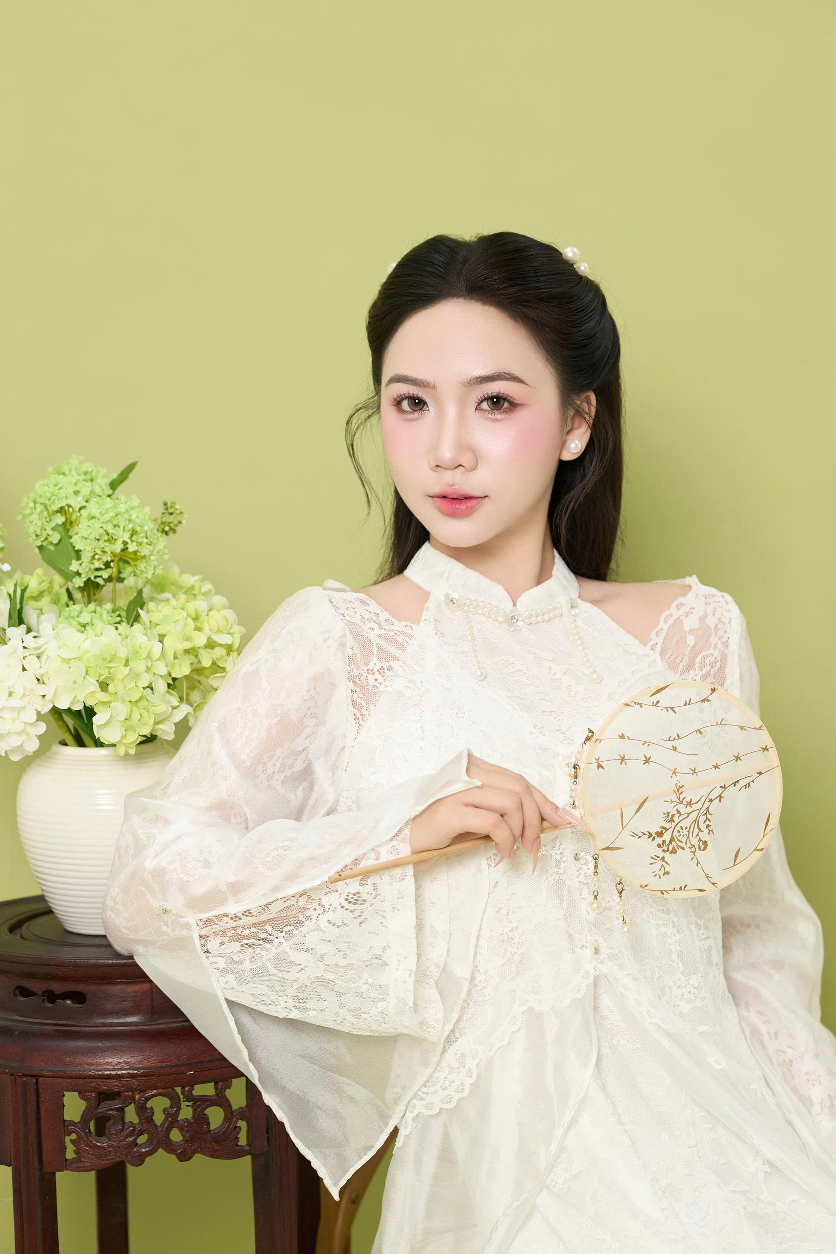 Lụa Trắng An Nhiên Concept