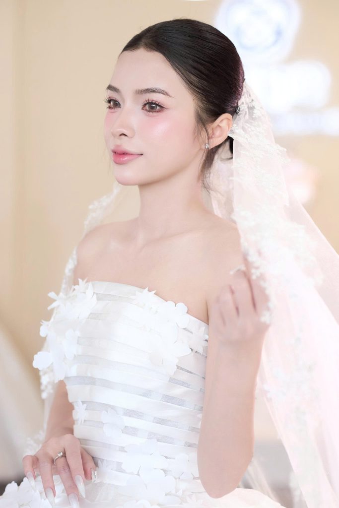 Bạch Tuyết Hoa Lụa