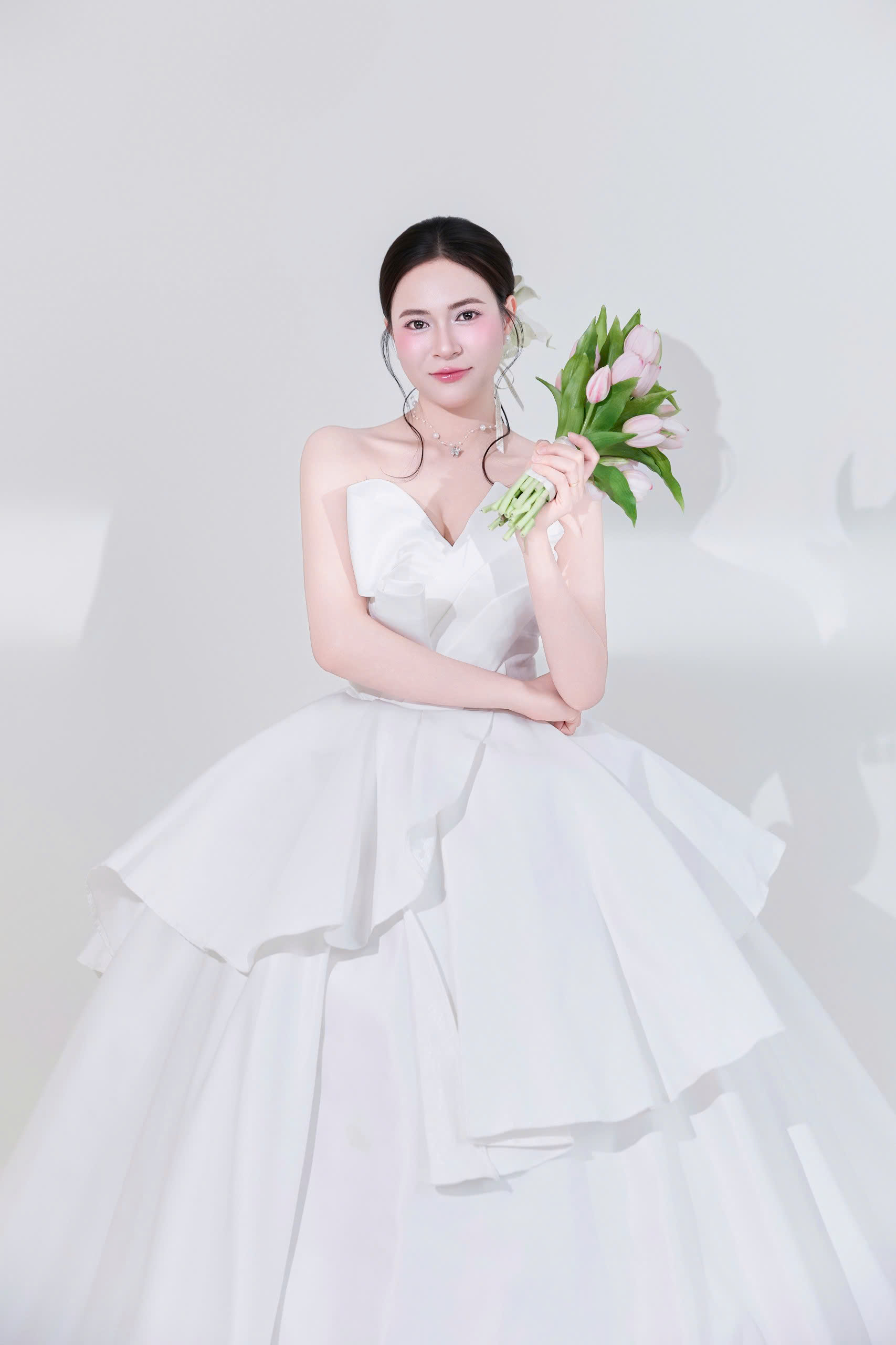 Tinh Khôi Ngày Em Là Cô Dâu