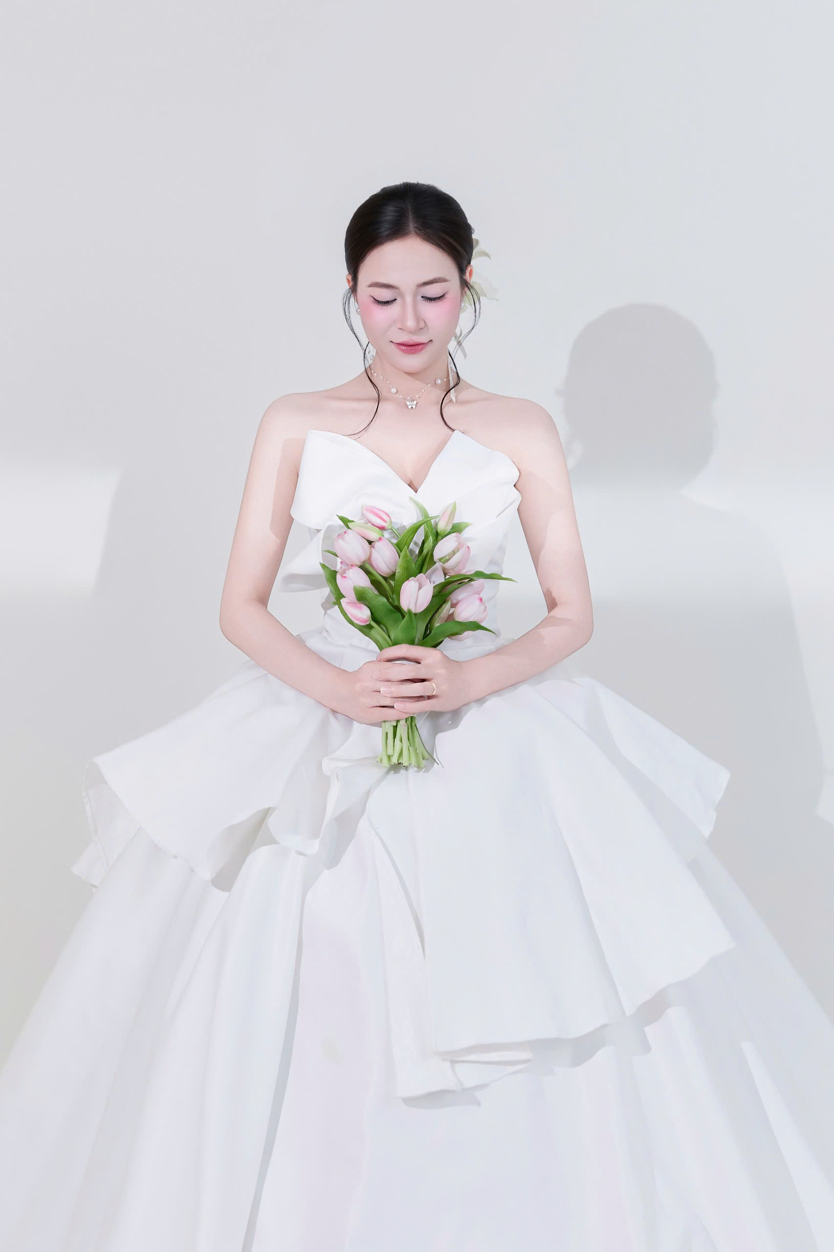 Tinh Khôi Ngày Em Là Cô Dâu