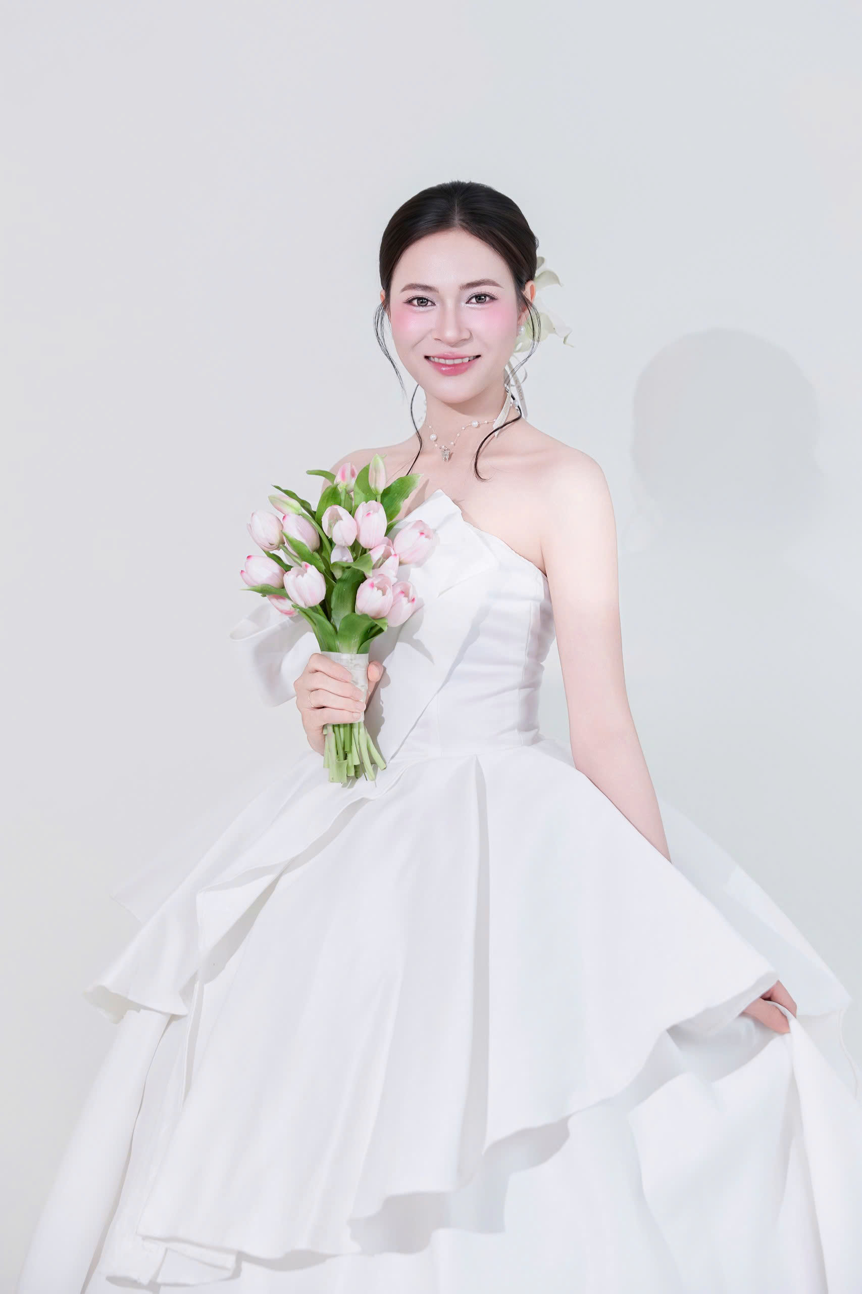 Tinh Khôi Ngày Em Là Cô Dâu