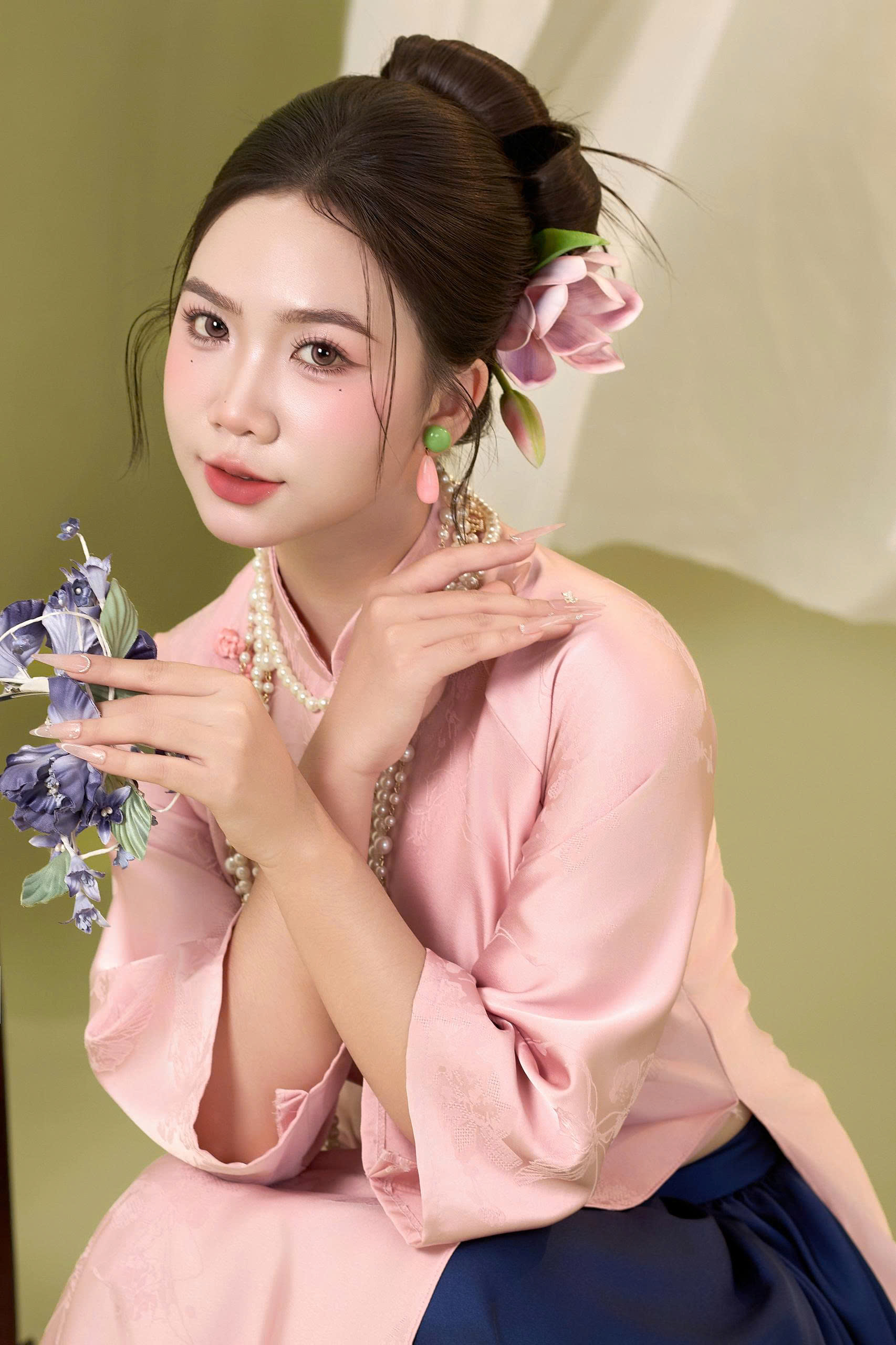 Ngọc Xuân Thanh Vận Á Đông