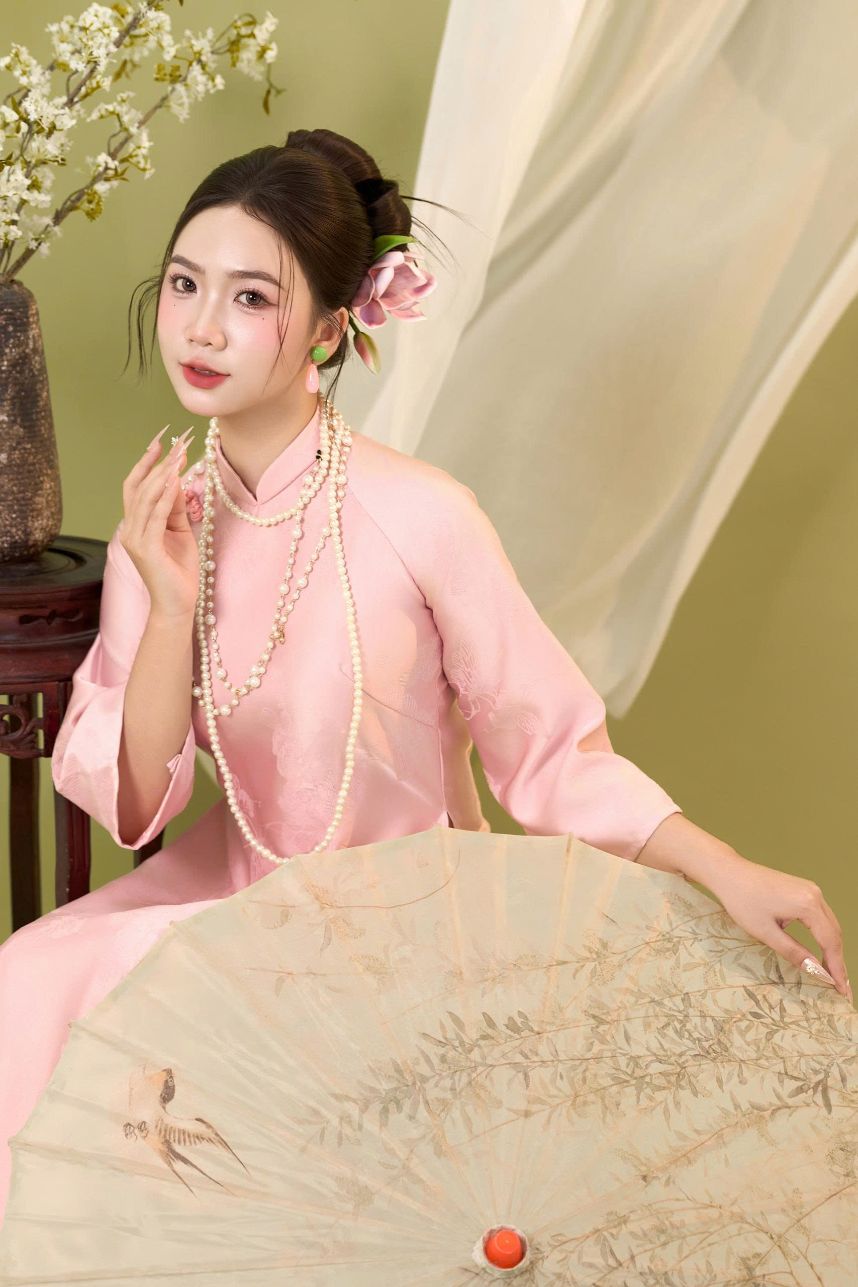 Ngọc Xuân Thanh Vận Á Đông