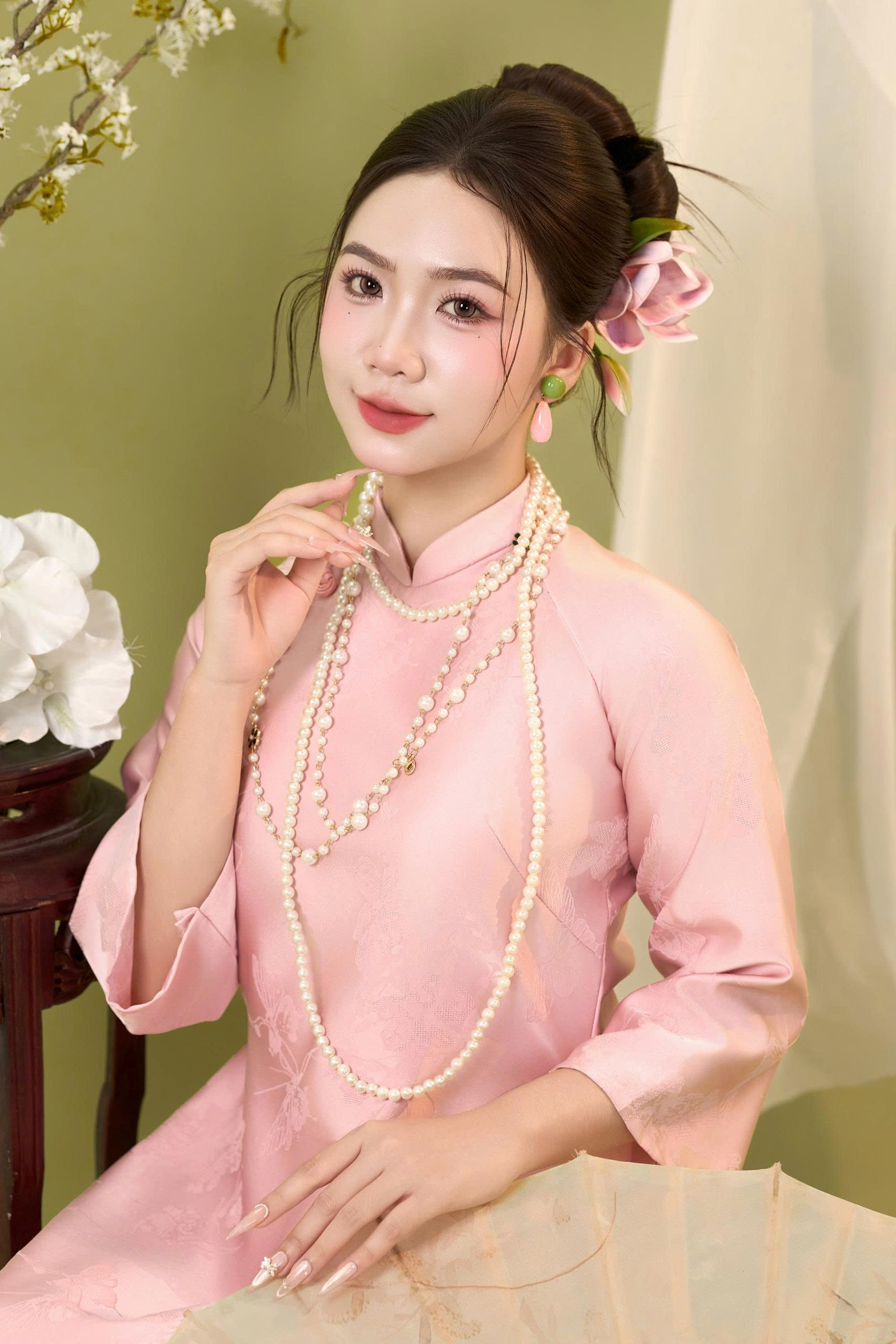 Ngọc Xuân Thanh Vận Á Đông