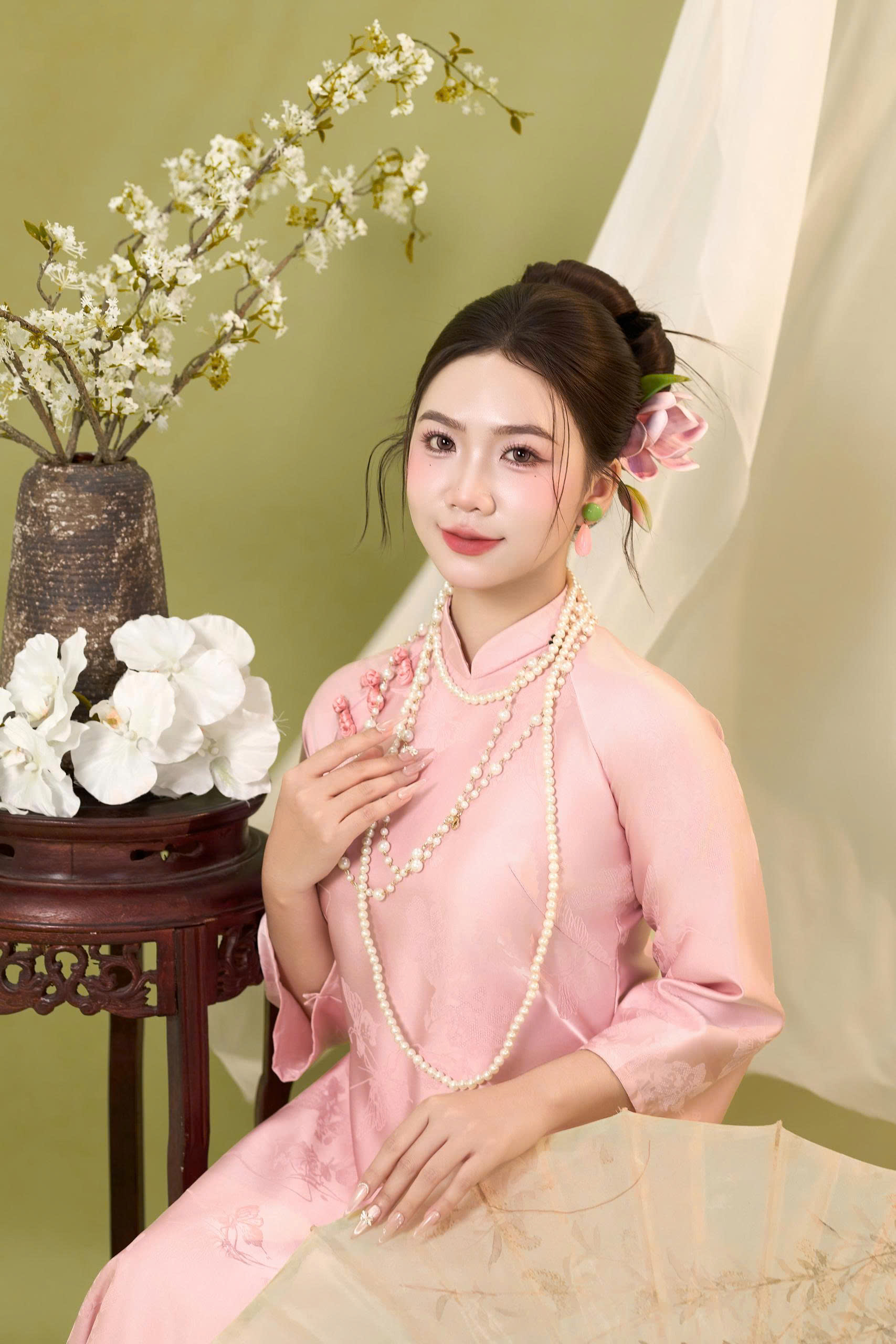 Ngọc Xuân Thanh Vận Á Đông