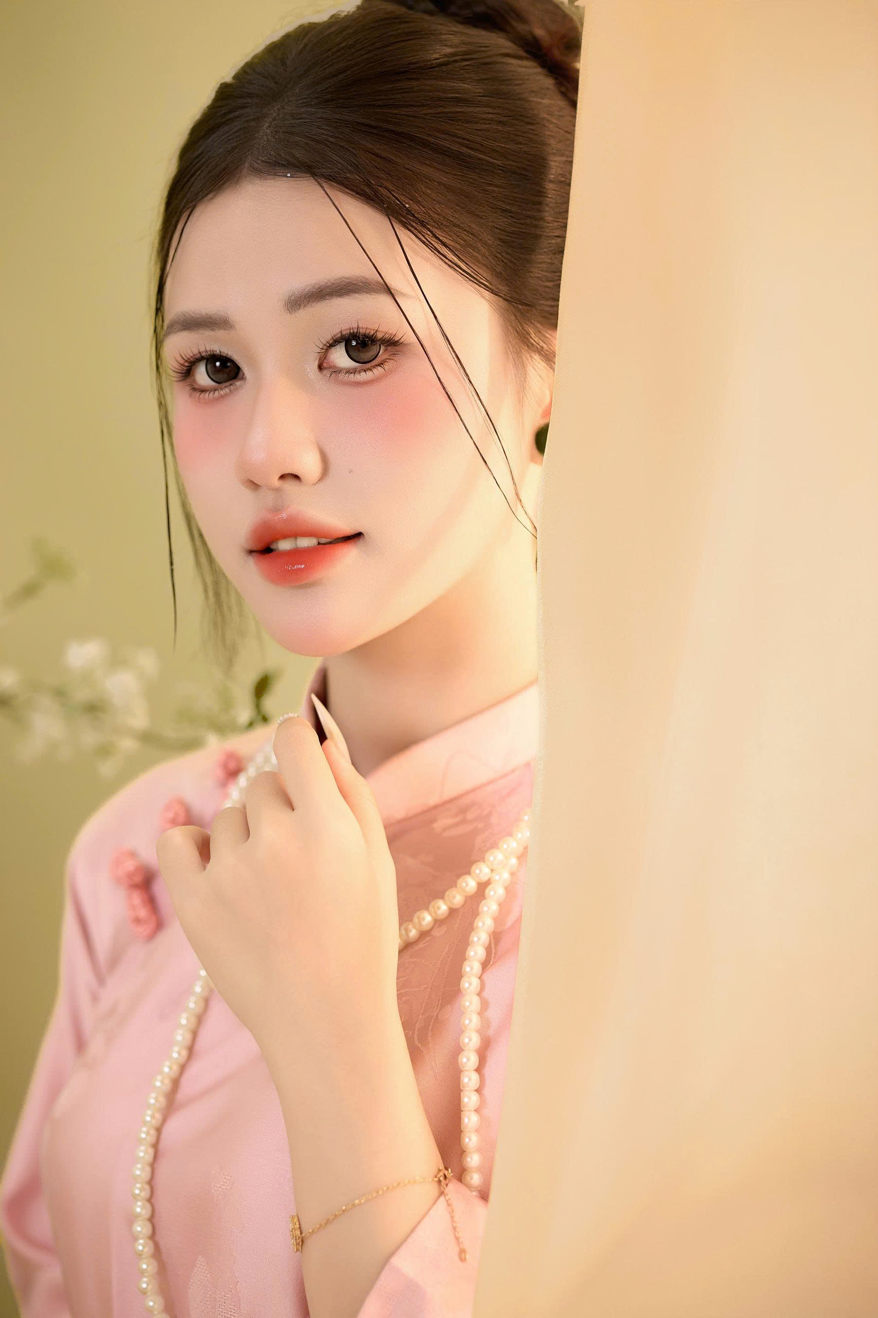 Lụa Xuân Á Đông